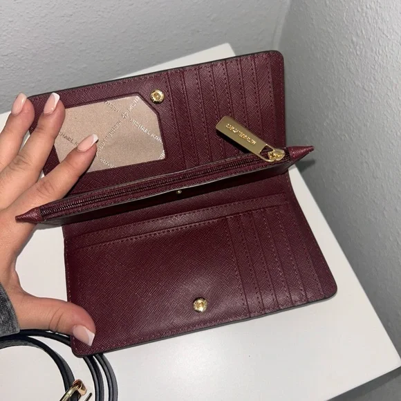 Aldo Burgundy and Black Women's Bag Set - Picture 3 of 4